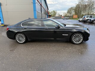 2013 BMW 7 серии Long 740Li xDrive V (F01/F02/F04) Рестайлинг, чёрный, 2000000 рублей, вид 2