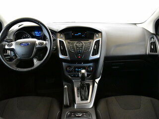 2013 Ford Focus III, красный, 800000 рублей, вид 5