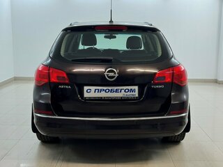 2013 Opel Astra J Рестайлинг, коричневый, 700000 рублей, вид 3