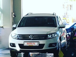2014 Volkswagen Tiguan I Рестайлинг, белый, 1580000 рублей, вид 1