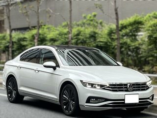 2017 Volkswagen Passat B8, белый, 1595000 рублей, вид 1