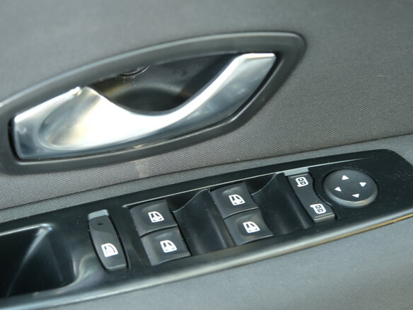 2011 Renault Fluence I, серый - вид 7