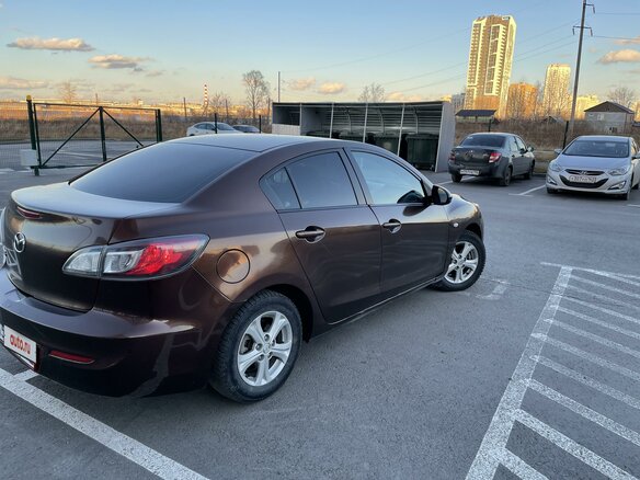 2011 Mazda 3 II (BL), коричневый - вид 3