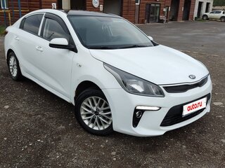 2017 Kia Rio IV, белый, 910000 рублей, вид 3