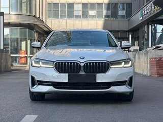 2022 BMW 5 серии Long 530Li VII (G30/G31/G38) Рестайлинг, белый, 5490000 рублей, вид 2