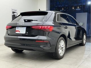 2021 Audi A3 Sportback 30 TFSI IV (8Y), чёрный, 1310000 рублей, вид 4