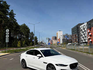 2019 Jaguar XE I Рестайлинг, белый, 2186693 рублей, вид 5