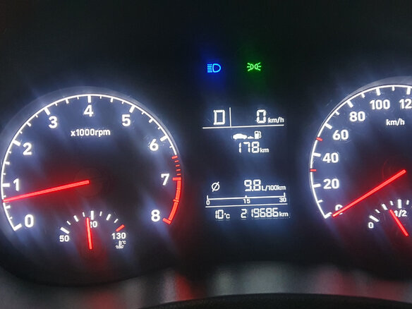 2017 Hyundai Solaris II, белый, 679000 рублей - вид 8