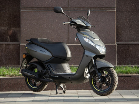 2022 Peugeot Kisbee, серый, 339000 рублей, вид 3