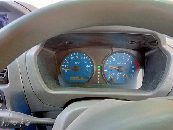 2001 Mitsubishi Town Box Wide I, белый - вид 6