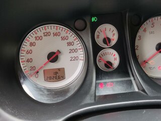 2004 Mitsubishi Outlander I, серебристый, 750000 рублей, вид 3