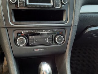 2012 Volkswagen Golf VI, чёрный, 1150000 рублей, вид 4