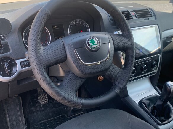 2012 Skoda Octavia II (A5) Рестайлинг, серебристый, 799000 рублей - вид 6