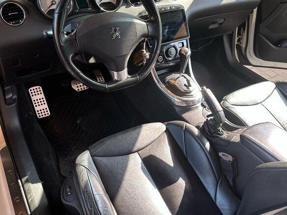 2010 Peugeot 308 I, белый, 1600000 рублей - вид 24