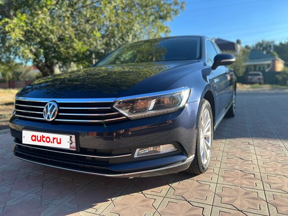 2015 Volkswagen Passat B8, синий, 1800000 рублей - вид 20