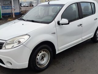 2011 Renault Sandero I, белый, 600000 рублей, вид 1