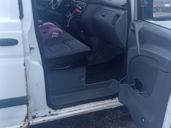 2004 Mercedes-Benz Vito, белый, 550000 рублей - вид 9