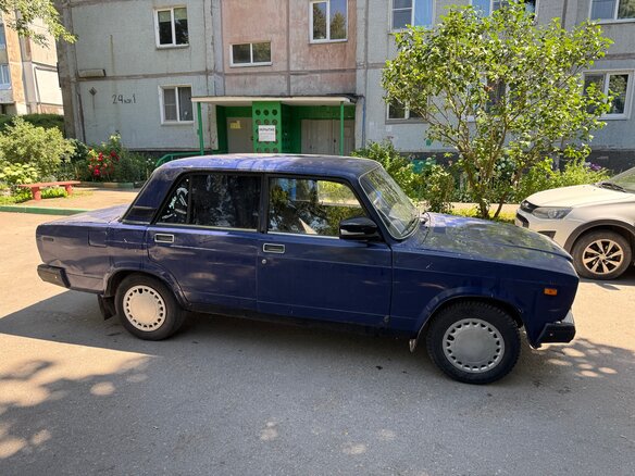 1999 Lada (ВАЗ) 2107, синий, 190000 рублей - вид 3