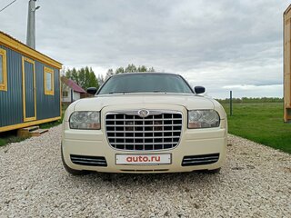 2009 Chrysler 300C I, бежевый, 1000000 рублей, вид 2
