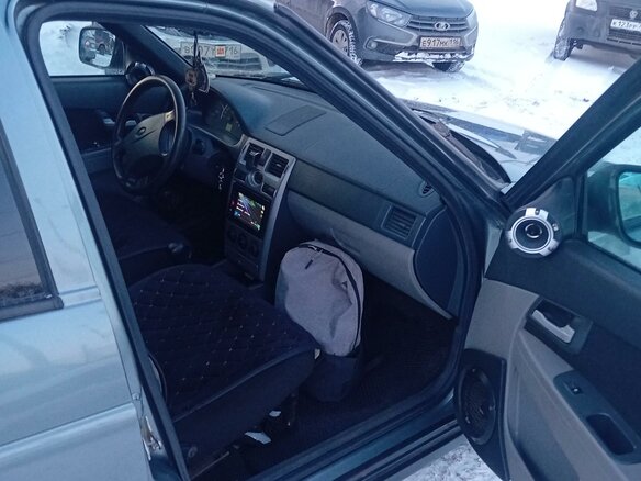 2010 Lada (ВАЗ) Priora I, зелёный, 300000 рублей - вид 7