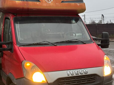 2012 Iveco Daily, красный, 1700000 рублей, вид 3