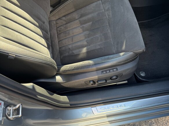 2019 Skoda Superb III Рестайлинг, серый, 3000000 рублей - вид 18