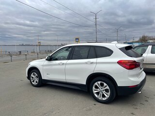 2016 BMW X1 18i sDrive II (F48), белый, 2400000 рублей, вид 4