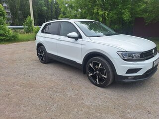 2019 Volkswagen Tiguan II, белый, 2070000 рублей, вид 2