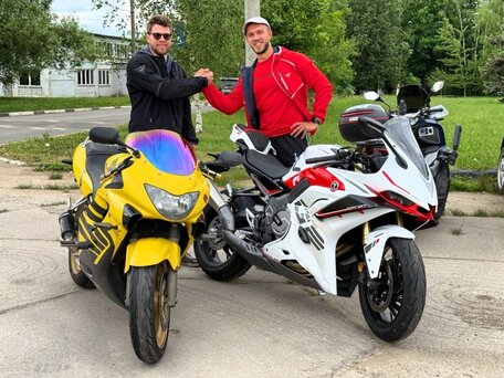 1999 Honda CBR 600F, жёлтый, 400000 рублей, вид 2