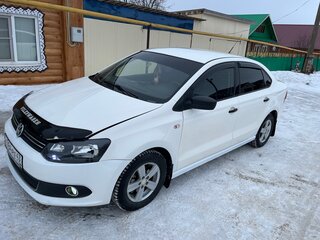 2011 Volkswagen Polo V, белый, 601111 рублей, вид 1