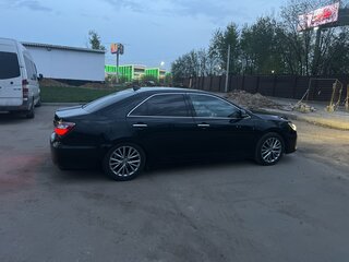 2017 Toyota Camry VII (XV50) Рестайлинг 2, чёрный, 2100000 рублей, вид 1