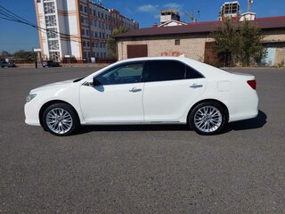 2014 Toyota Camry VII (XV50), белый, 2050000 рублей, вид 4