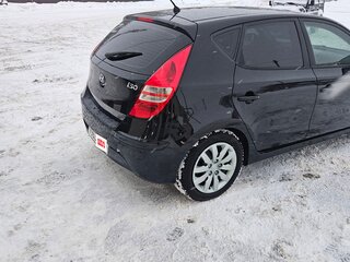 2011 Hyundai i30 I Рестайлинг, чёрный, 615000 рублей, вид 3
