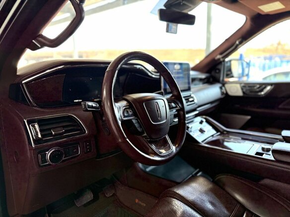 2019 Lincoln Navigator IV, чёрный, 7399000 рублей - вид 10