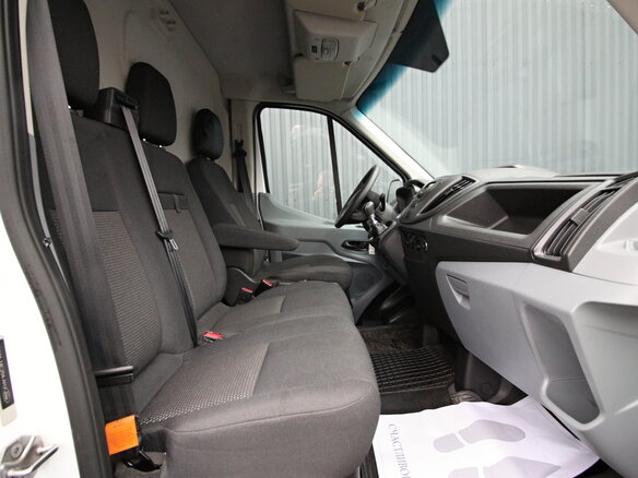 2017 Ford Transit, белый - вид 9