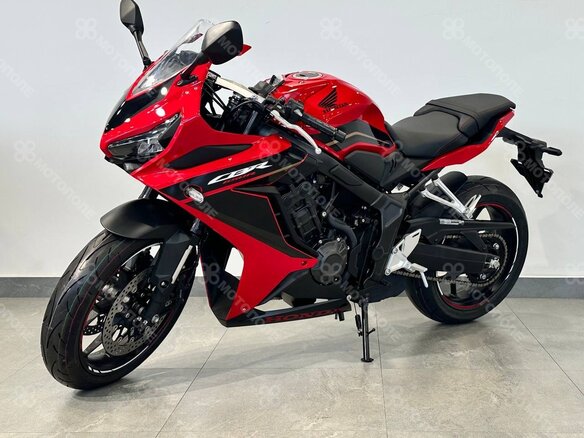 2026 Honda CBR 650R, красный, 1749900 рублей - вид 1