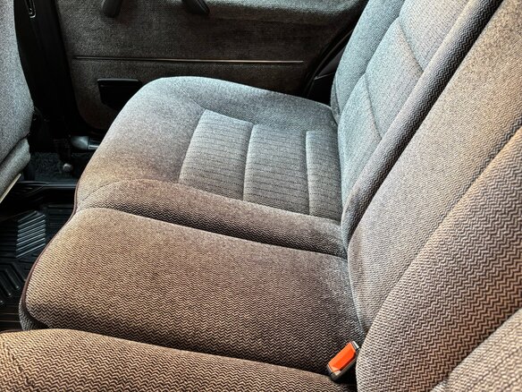 1987 Volkswagen Golf II, серый, 390000 рублей - вид 17