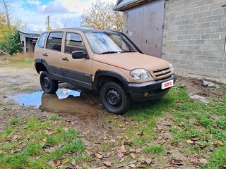 2004 Chevrolet Niva I, бежевый, 280000 рублей, вид 1