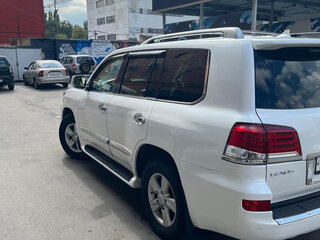 2013 Lexus LX 570 III Рестайлинг, белый, 3400000 рублей, вид 4