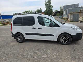 2011 Peugeot Partner II, белый, 740000 рублей, вид 3