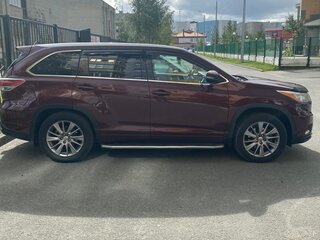 2014 Toyota Highlander III (XU50), фиолетовый, 3000000 рублей, вид 4