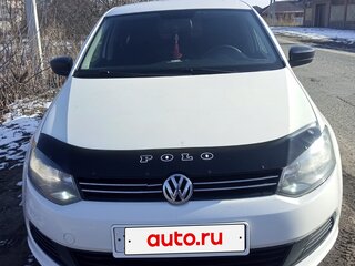 2013 Volkswagen Polo V, белый, 680000 рублей, вид 2