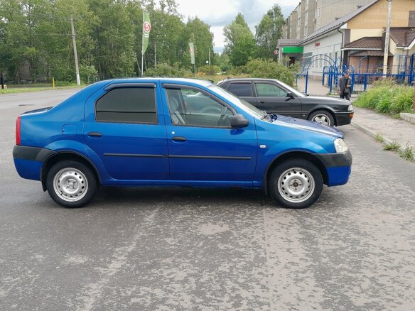 2009 Renault Logan I, синий, 360000 рублей - вид 1