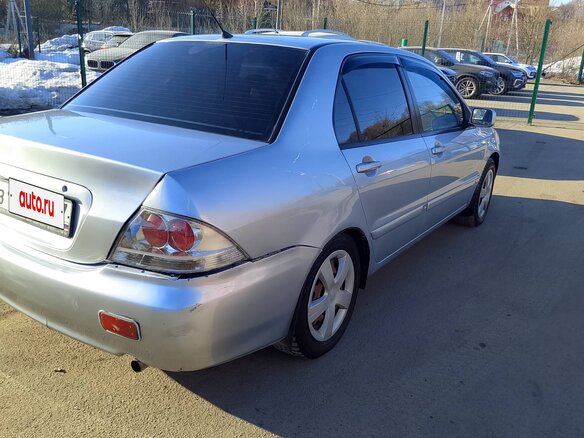 2005 Mitsubishi Lancer IX Рестайлинг, серебристый, 349000 рублей - вид 2