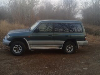 1998 Mitsubishi Pajero II Рестайлинг, зелёный, 650000 рублей, вид 5