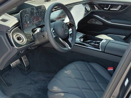 2026 Mercedes-Benz Maybach S-Класс 680 II (Z223) Рестайлинг, чёрный, 41990000 рублей, вид 5