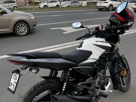 2023 Bajaj Pulsar 125, белый, 177000 рублей, вид 1