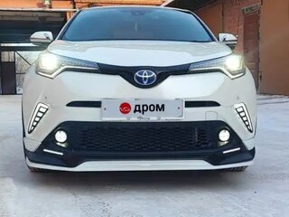 2017 Toyota C-HR I, белый, 2100000 рублей, вид 1
