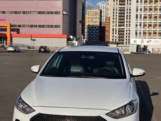 2016 Hyundai Elantra VI (AD), белый, 990000 рублей, вид 3