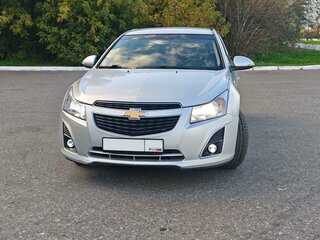 2014 Chevrolet Cruze I Рестайлинг, серебристый, 720000 рублей, вид 5